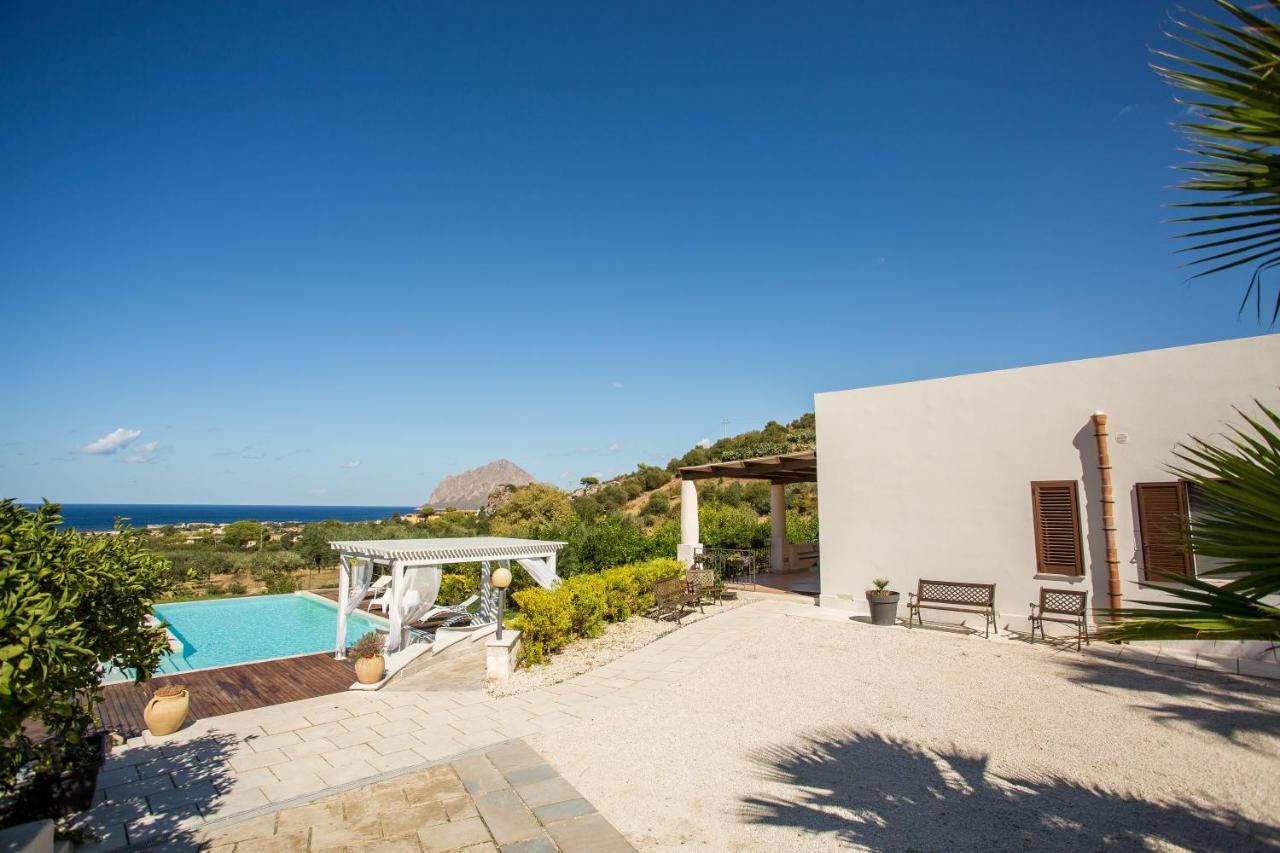 Villa Maria Una Finestra Sul Mare Valderice Buitenkant foto